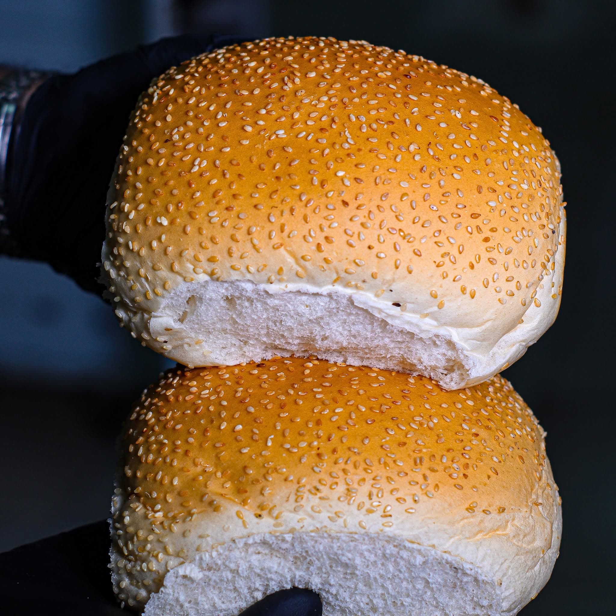 Pão de hambúrguer com gergelim